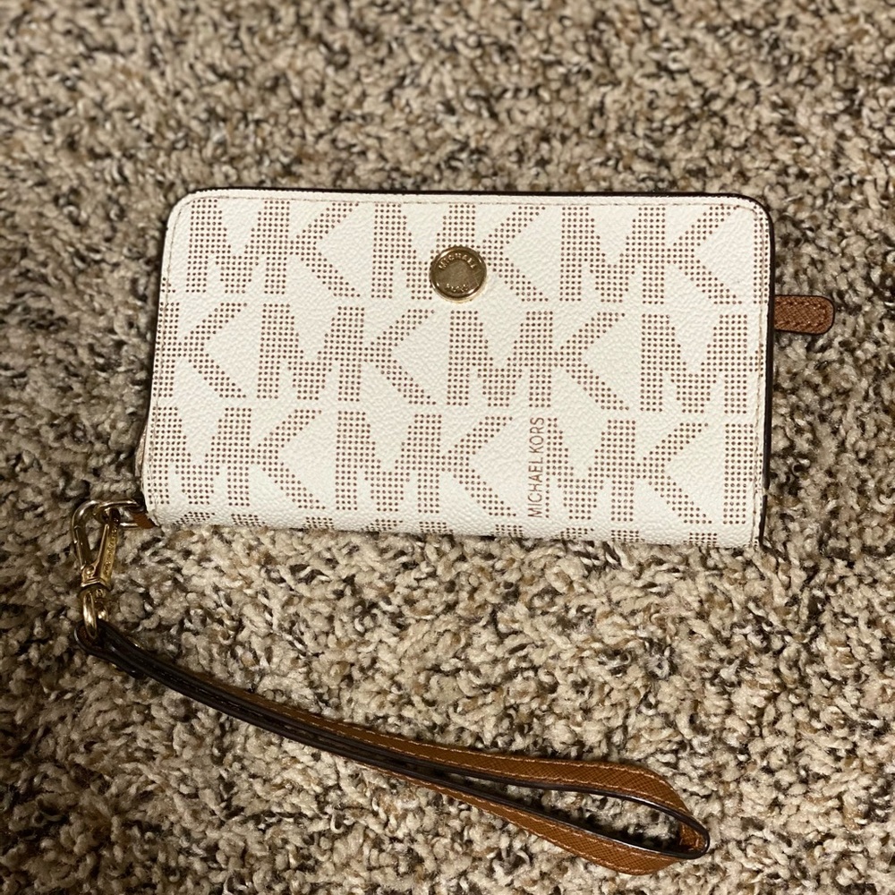 Michael Kors White, tan & Gold MK wallet wristlet
